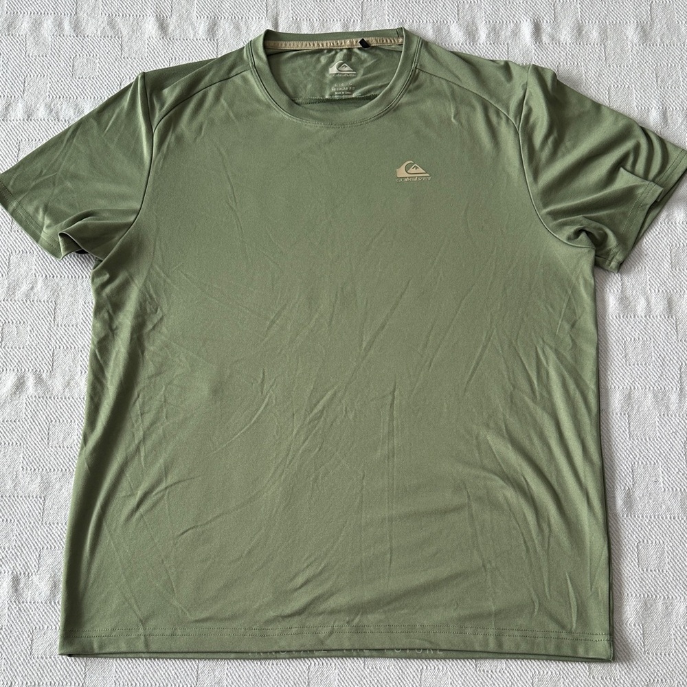 Quiksilver Men’s Olive Performance Short Sleeve Tee